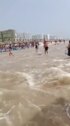 Así fue el 'mini tsunami' en la playa de Valdelagrana