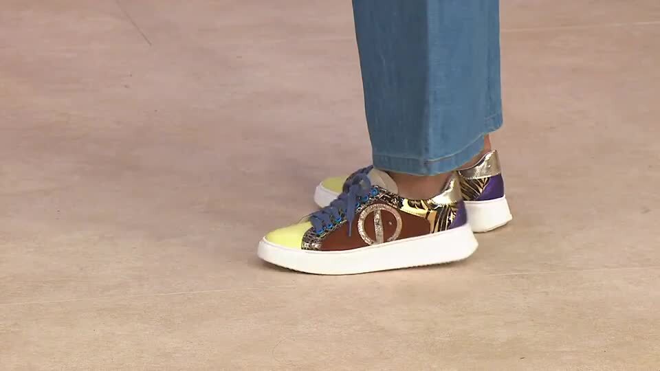 Ebarrito Sneaker stringate in pelle patchwork con fondo light