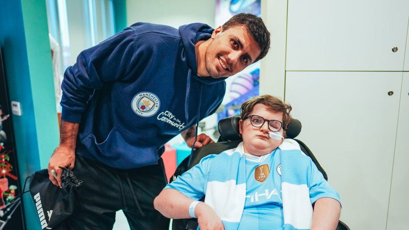 City players and Citc visit the Royal Manchester Children’s Hospital