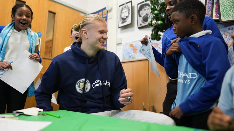 Manchester City’s Christmas Campaign gifts the gift of football