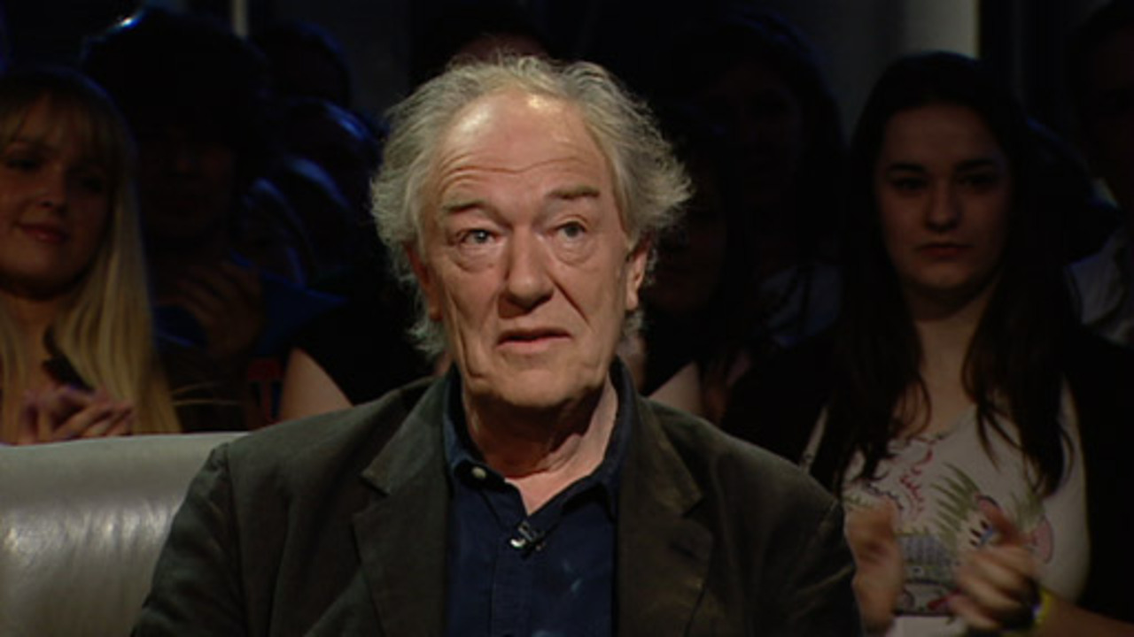 Sir Michael Gambon is a Star in a Priced Car (Series 8, Episode 5) | Top