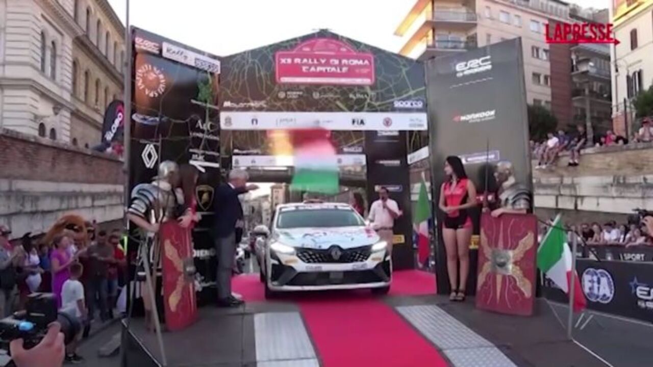 Automobilismo, via alla XII edizione del rally di Roma con il ministro Abodi