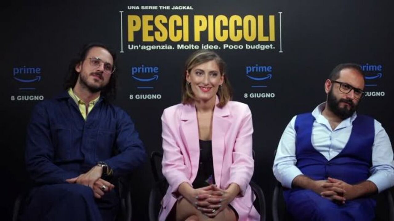 Pesci Piccoli - Su Prime Video la serie con i The Jackal