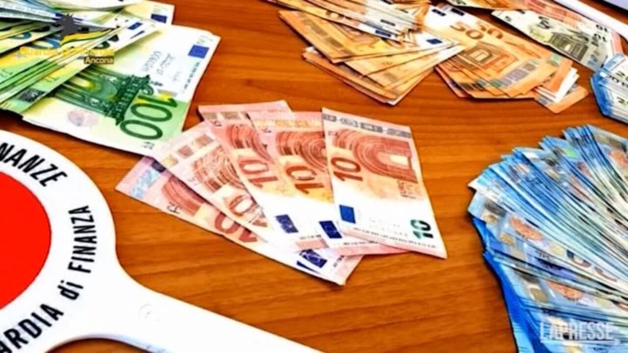 Falconara  Banconote false, con 2mila euro ne compravi 35mila: chiusi 17  canali Telegram