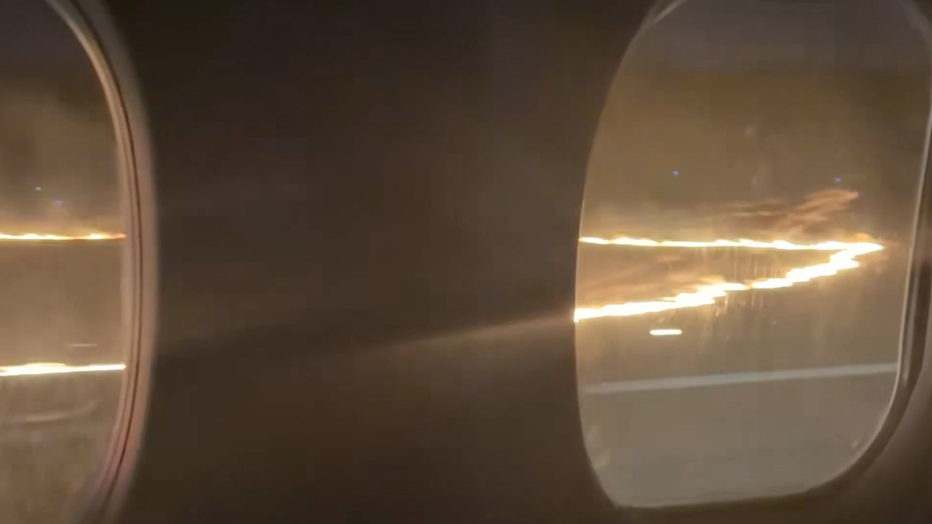 Videoaufnahmen zeigen Brand: Delta-Maschine muss kurz nach Abflug in Savannah notlanden