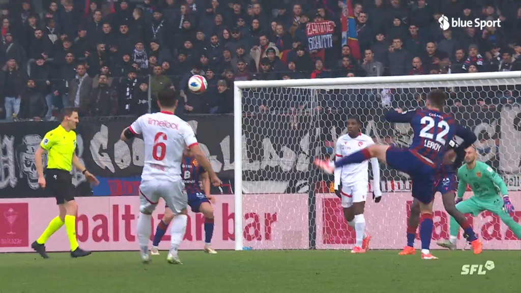 Bertone schiesst Thun herrlich in Führung