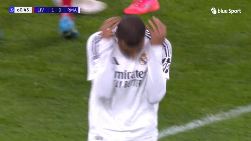 Mbappé sbaglia dagli 11 metri!