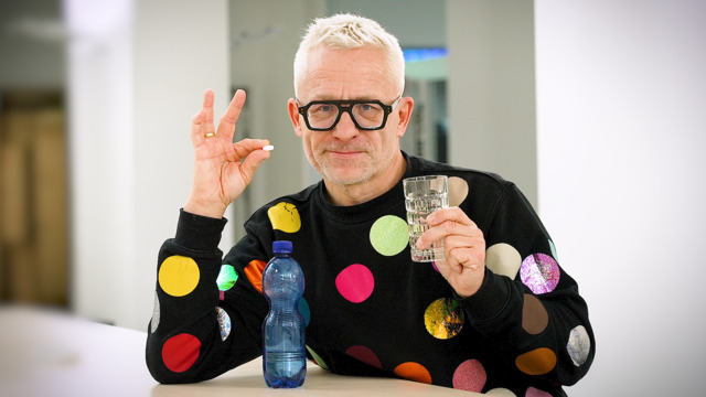 Wenn die Tablette wieder mal querliegt … – Diese zwei Tricks lassen jede Pille leichter flutschen