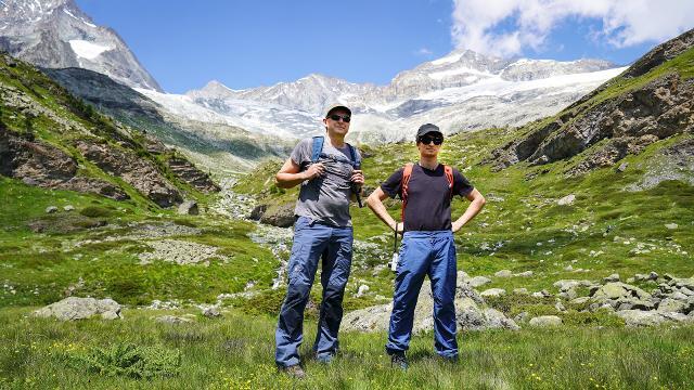 Der Berg ruft – doch «iPod» braucht erst schicke Schuhe für den Aufstieg (2/5)