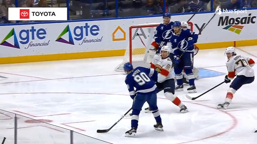 Janis Moser schiesst sein drittes Saisontor