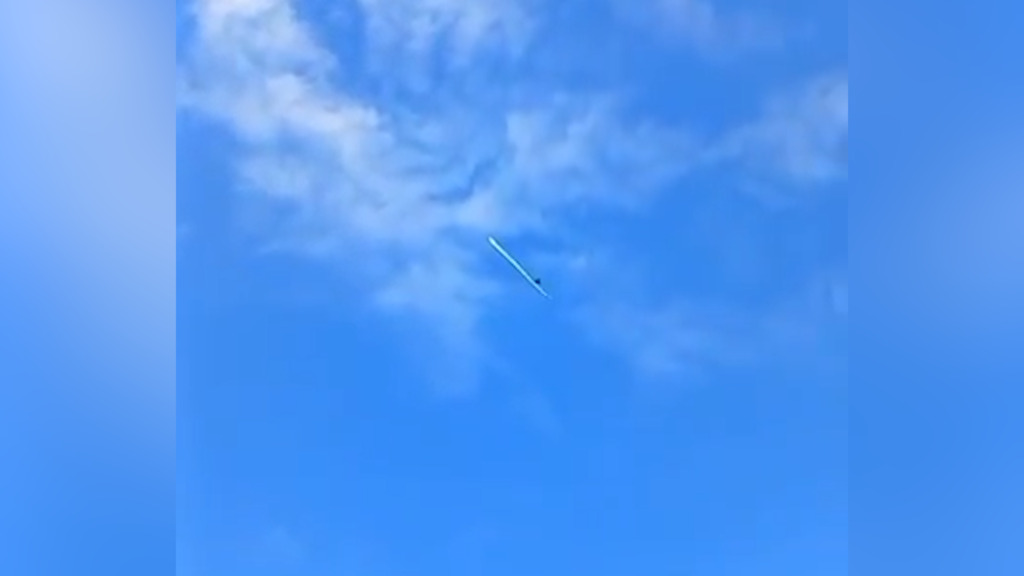 Amateurvideo hält Moment fest: Drohnen-Alarm über Lettland: Französische Rafale-Jets greifen ein