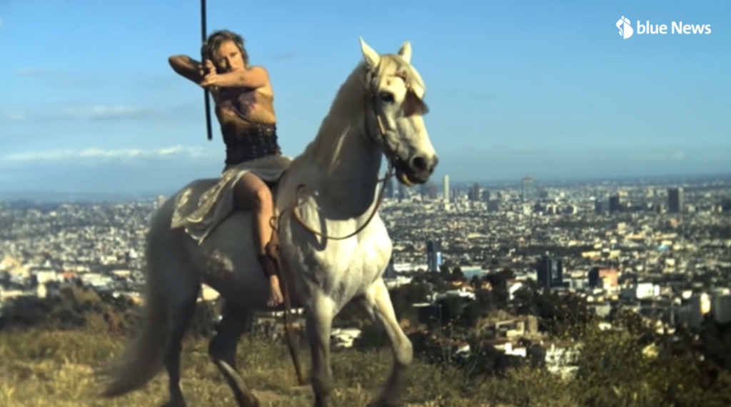 L.A. Calling: Simone Bargetzes Leben als Stuntfrau