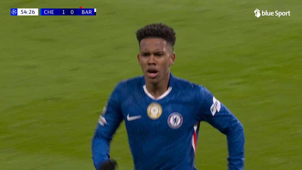 Estêvão raddoppia per i blues