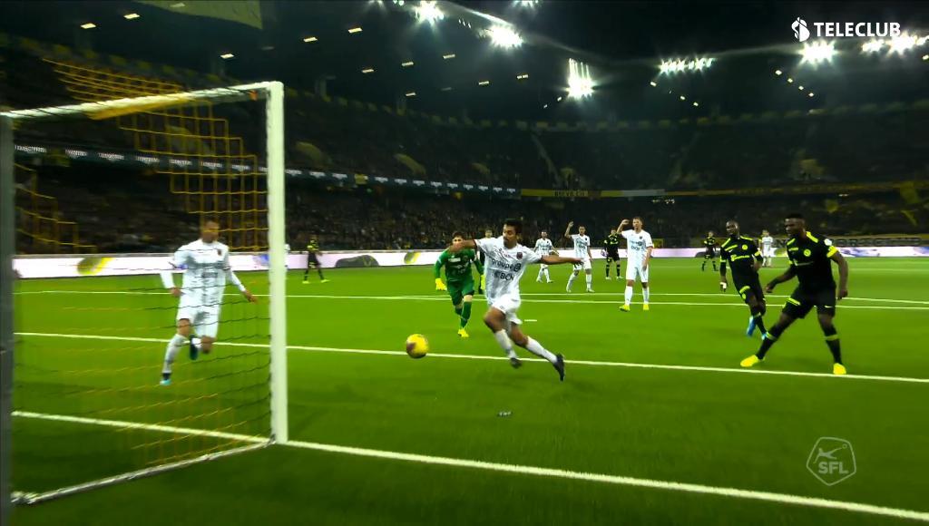 Nsamé bringt YB dank kuriosem Treffer in Führung