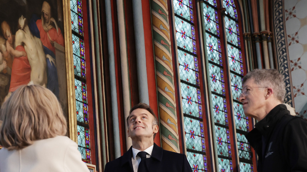 Wiedereröffnung der Notre-Dame: Macron strahlt mit der Kathedrale um die Wette