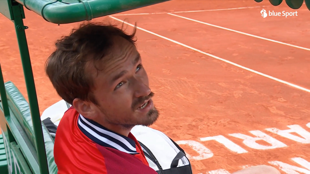 Medvedev verliert die Beherrschung