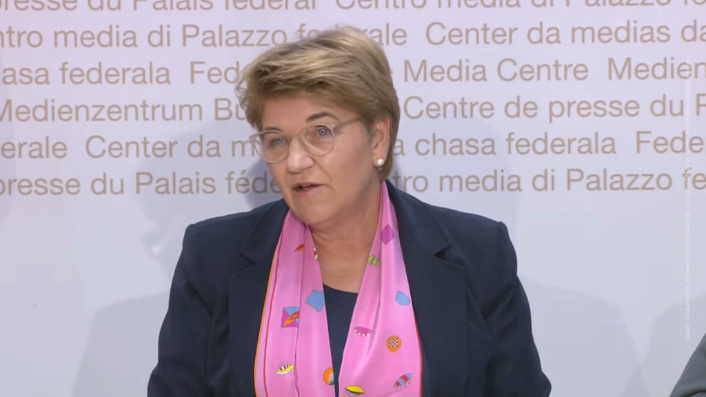 Amherd teilt gegen Journalisten aus