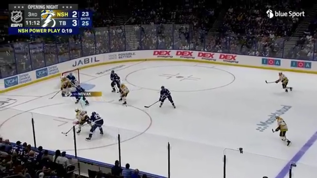 NHL-Auftakt: Tampa Bay Lightning schlagen Nashville Predators 