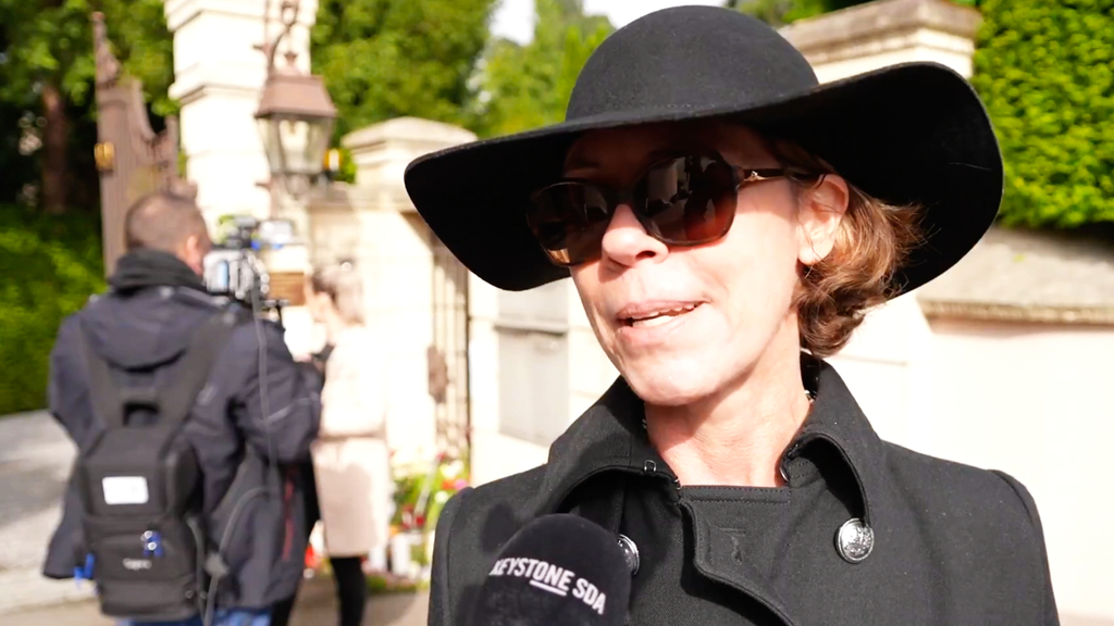 «Ich habe ihre Musik geliebt»: Fans und Nachbarn trauern in Küsnacht um Tina Turner