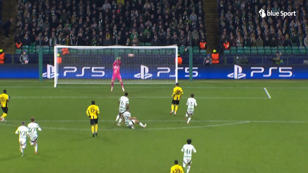 Monteiro scheitert aus der Distanz an Schmeichel