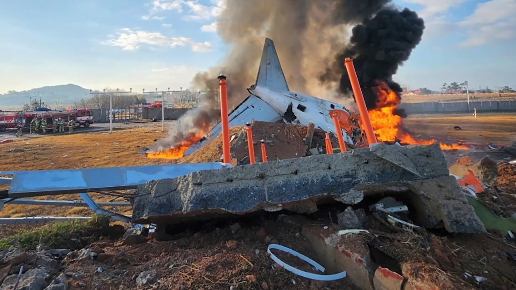 Flugzeugunglück in Südkorea: Retter gehen von 179 Toten aus