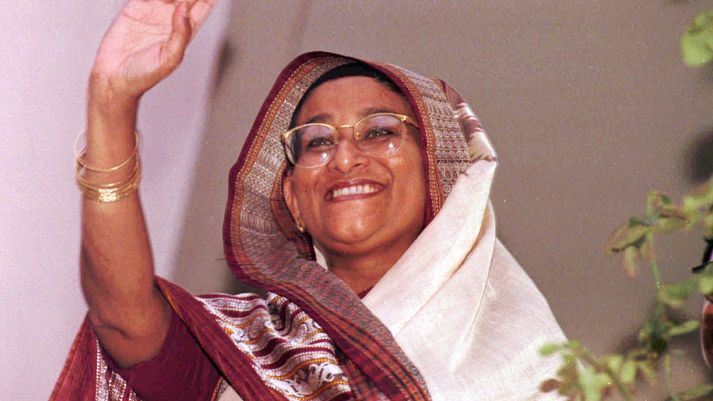 Todesurteil in Abwesenheit: Wer ist Sheikh Hasina – und warum wurde sie verurteilt?
