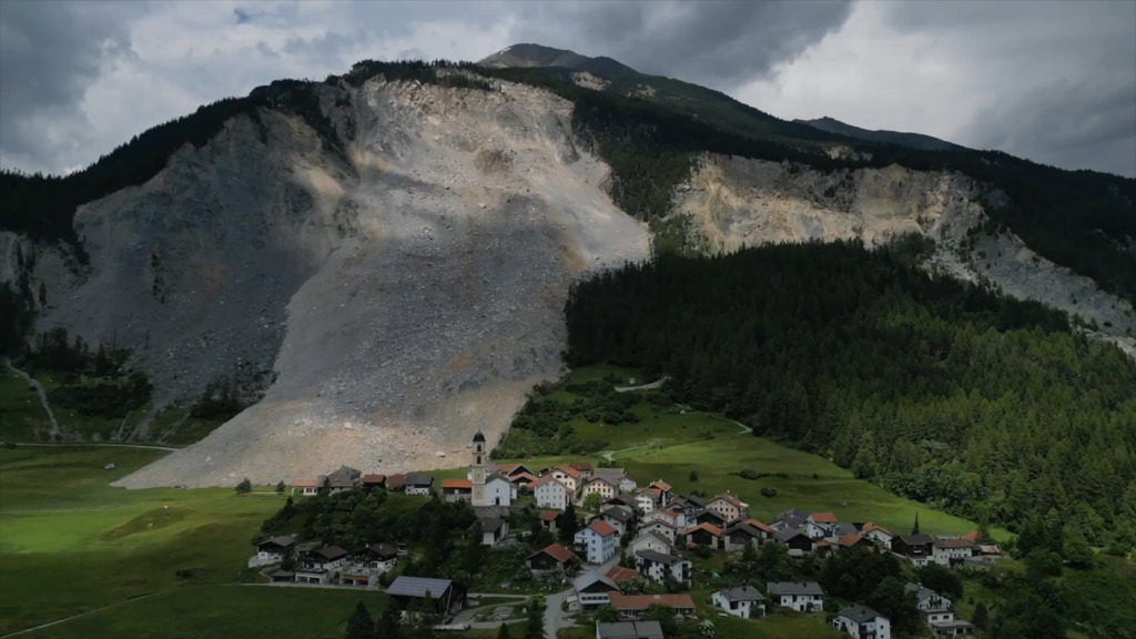Le village de Brienz hors de danger après l'éboulement (2023)