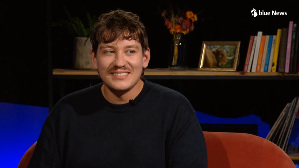 Marius Bear bei «On the Rocks»: «Küsse am Morgen bedeuten wahre Liebe»