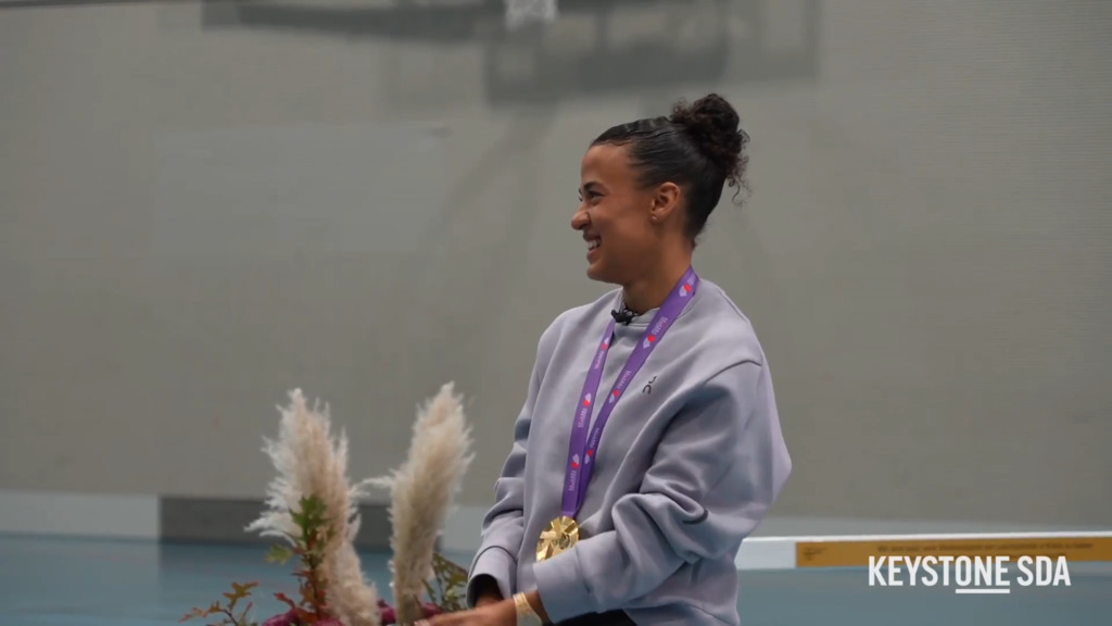 Köniz feiert seine Weltmeisterin Ditaji Kambundji