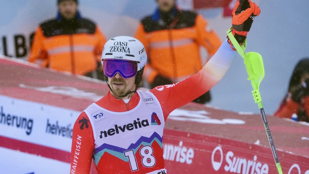 Slalom d’Adelboden : pas de podium mais un beau tir groupé suisse