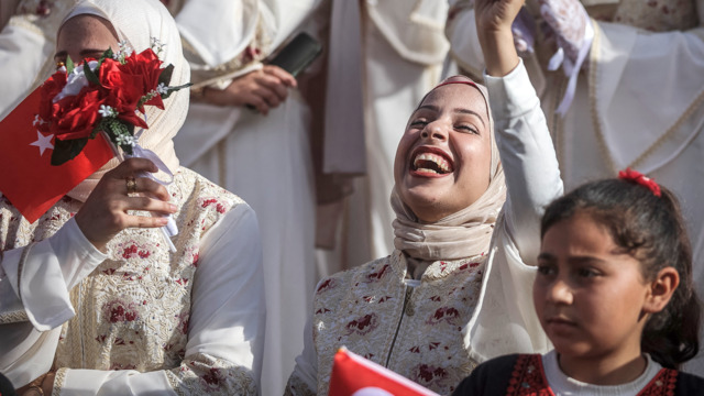 Liebe zwischen Trümmern – Wie eine Massenhochzeit den Menschen in Gaza Hoffnung gibt
