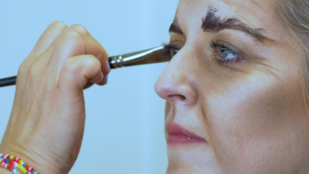 Halloween-Make up selbst gemacht: So verwandelst du dich in eine gruselige Hexe