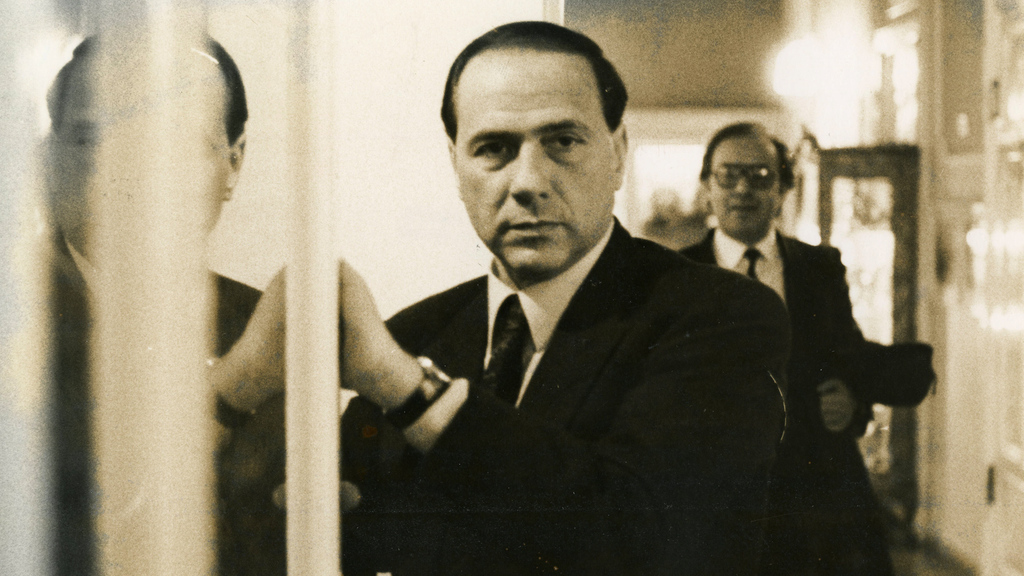 Zeitraffer-Video: Berlusconis wahres Gesicht blieb früh auf der Strecke