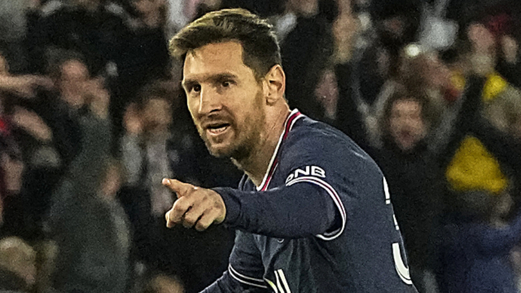 È tornato! Rete capolavoro di Messi contro il Lens