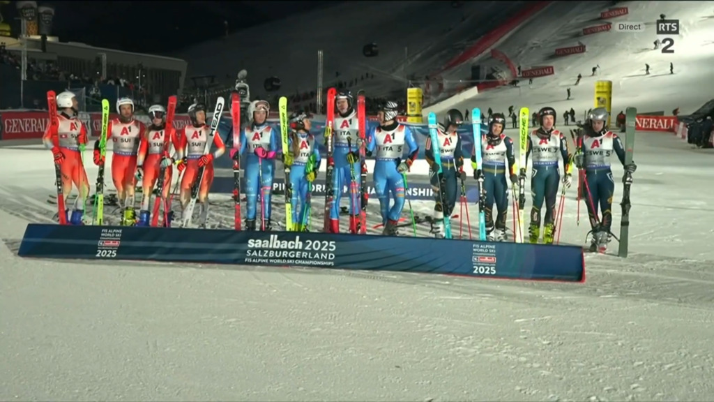 Les skieurs suisses en argent au team event !