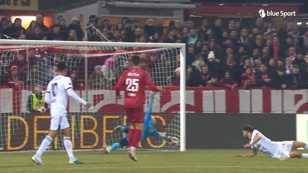 14. Minute: Kuster verhindert mirakulös die Servette-Führung