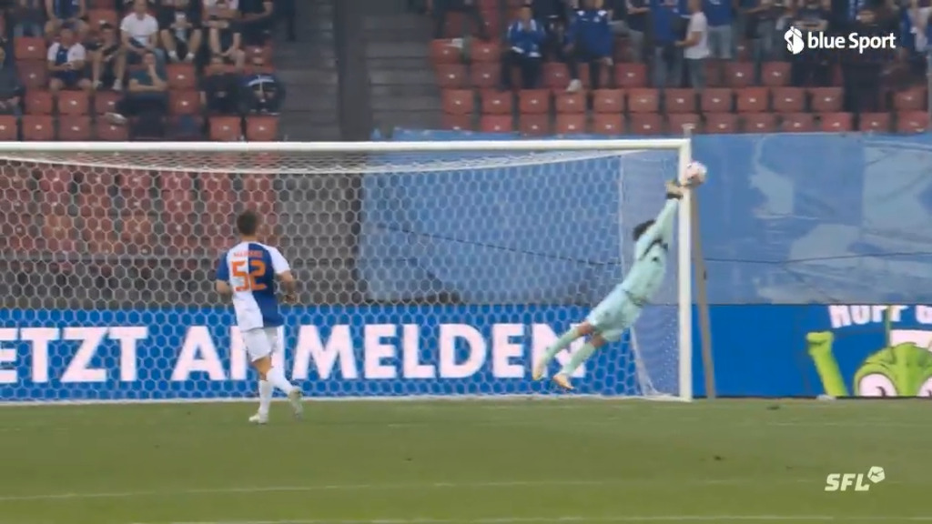GC-Goalie Hammel ein erstes Mal gefordert