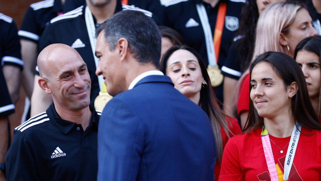 Spaniens Premier schiesst gegen Verbands-Boss Rubiales
