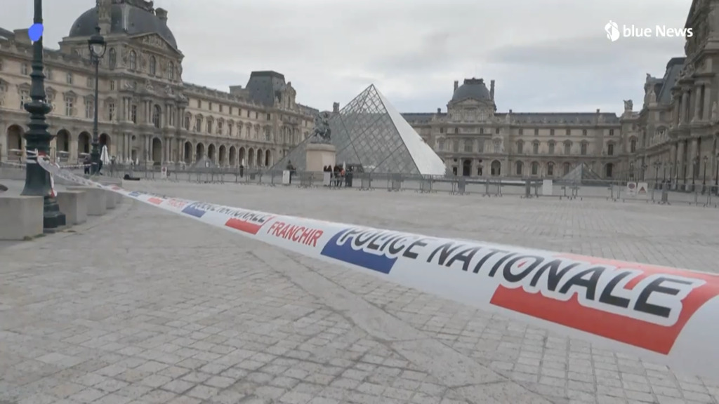 Spectaculaire cambriolage au Louvre, des bijoux dérobés