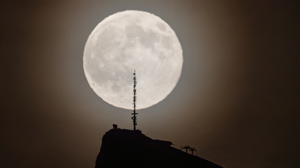 Bilder aus der ganzen Welt: So spektakulär war der Supermond des Jahres