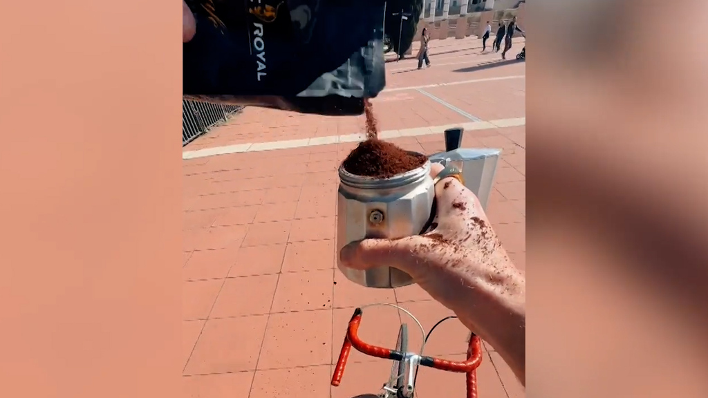 Coffee to Go: Velofahren oder Kaffeekochen? Beides. Gleichzeitig!