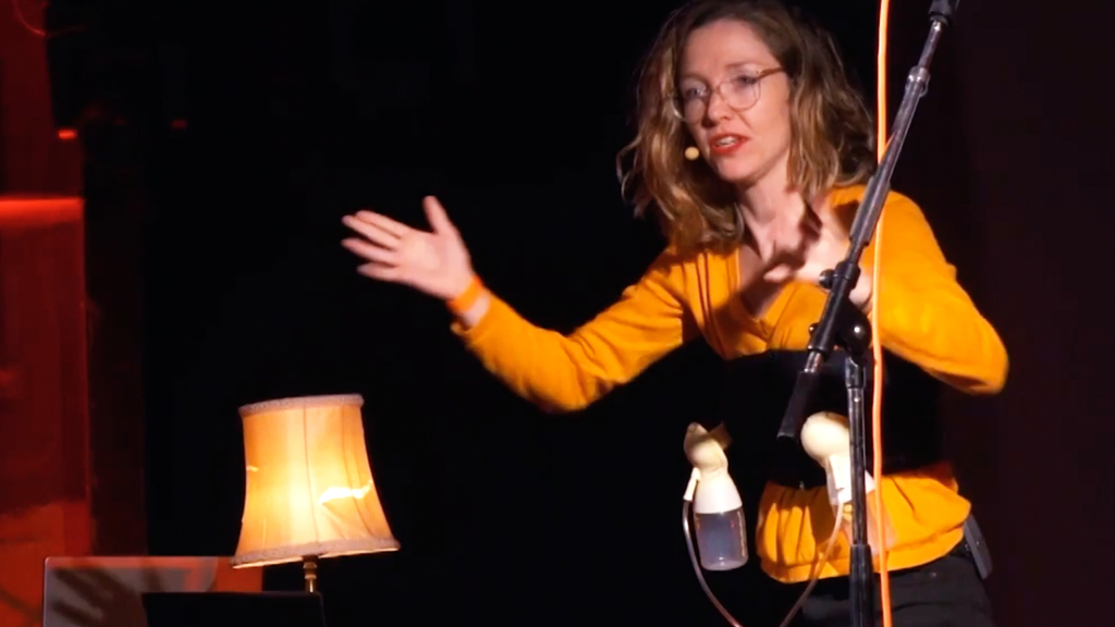 «On the Rocks» mit Comedienne Martina Hügi: So einfach komponierst du mit einer Milchpumpe einen Song