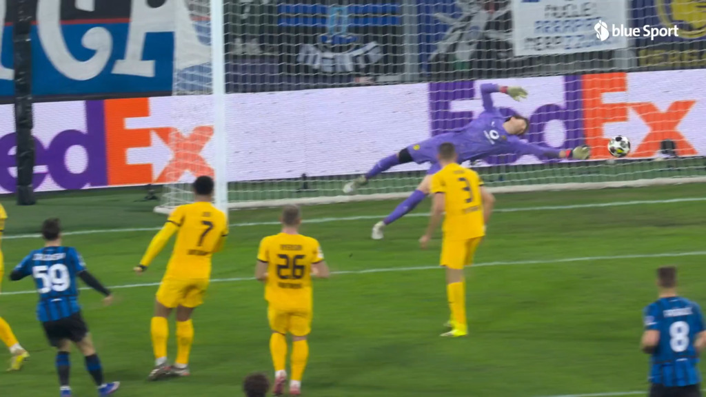 Kobel verhindert das 0:2