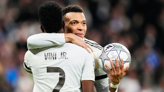 18 Champions-League-Spiele gleichzeitig – nur auf blue Sport