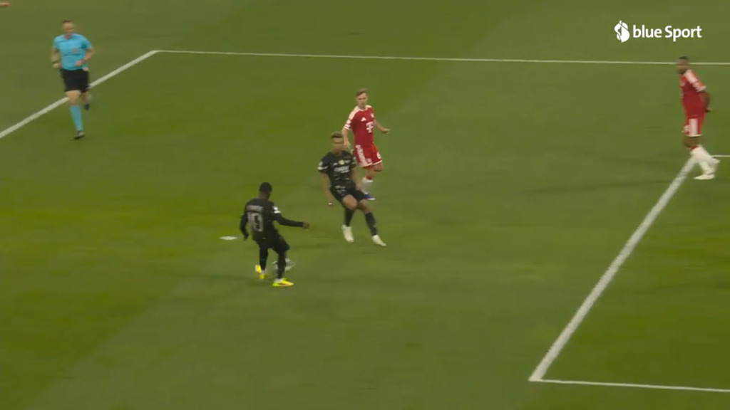 Dembélé schockt die Bayern früh