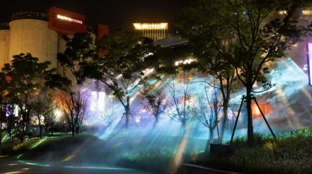 Lo spettacolare festival di luci di Shanghai