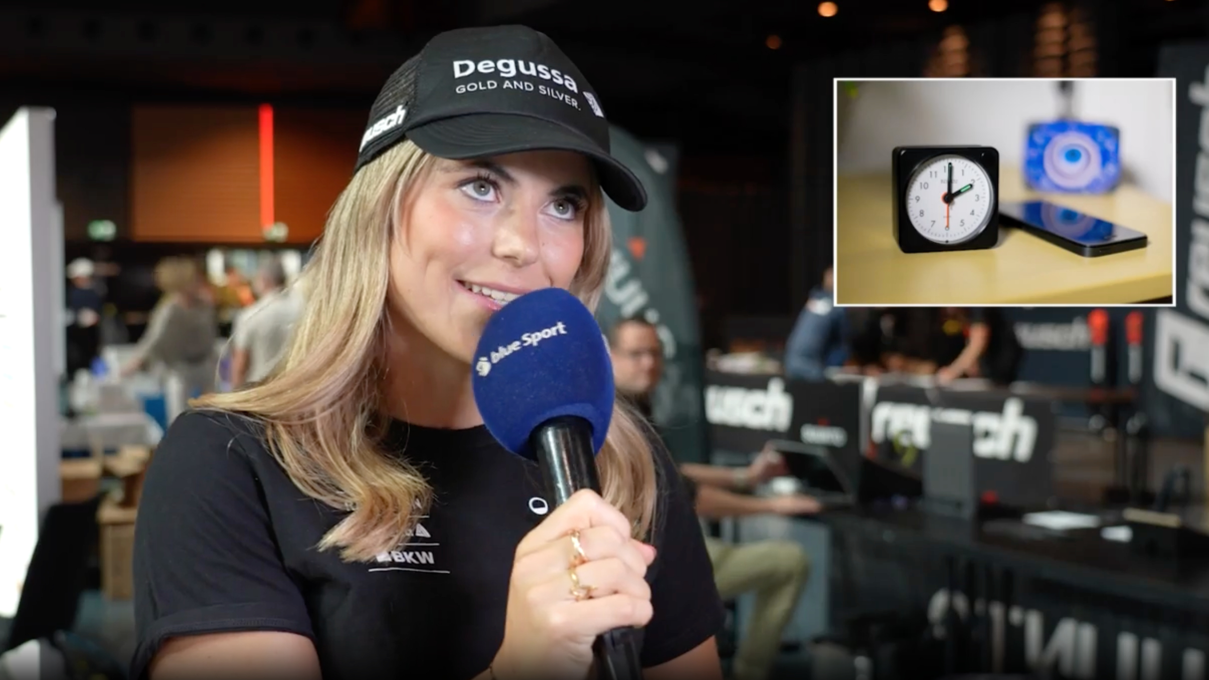 Ski-Ass Delia Durrer erklärt ihren irren Wecker-Tick