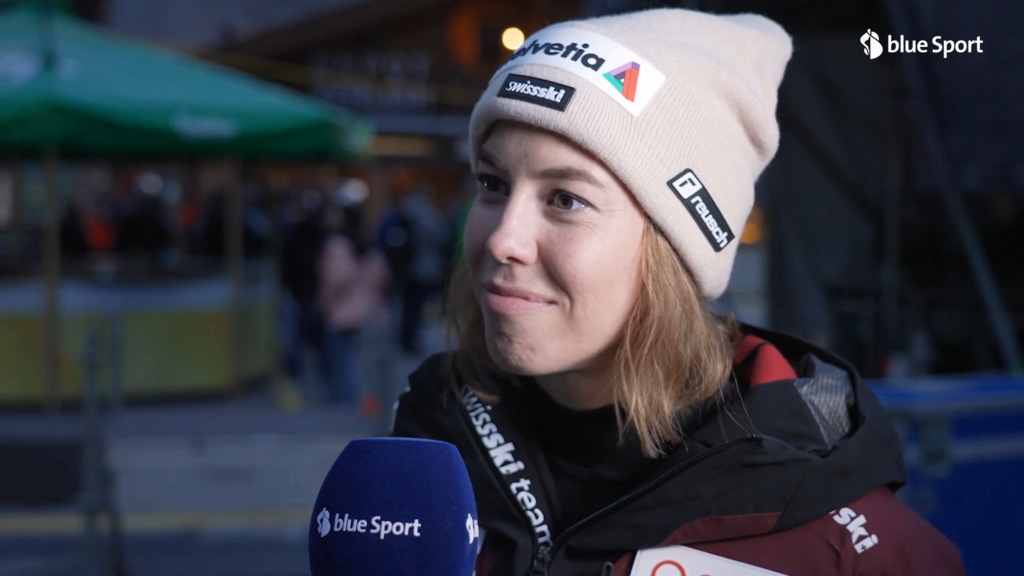 Michelle Gisin beweist im Quiz, wie gut sie ihren Partner Luca de Aliprandini kennt