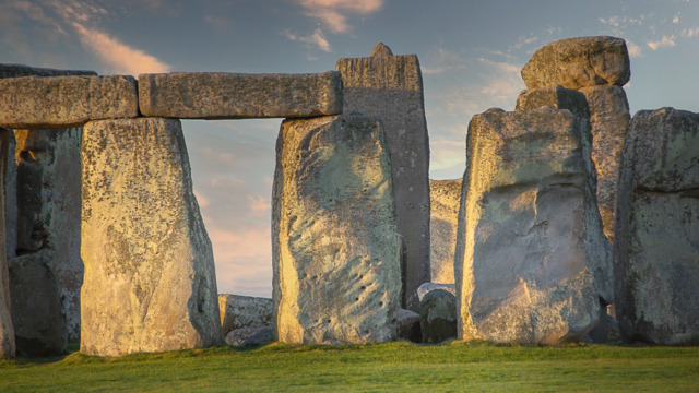 Spektakuläre Hypothese: Der mysteriöse Altar-Stein von Stonehenge – Führt seine Spur durch ein versunkenes Land?