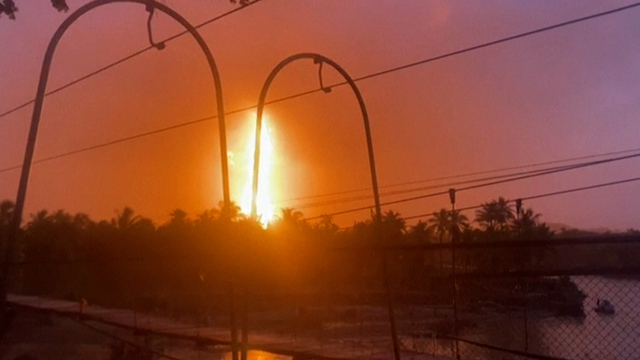 Eruption ohne Lava – und doch brennt es: Schlammvulkan in Kolumbien schleudert Feuer in den Himmel